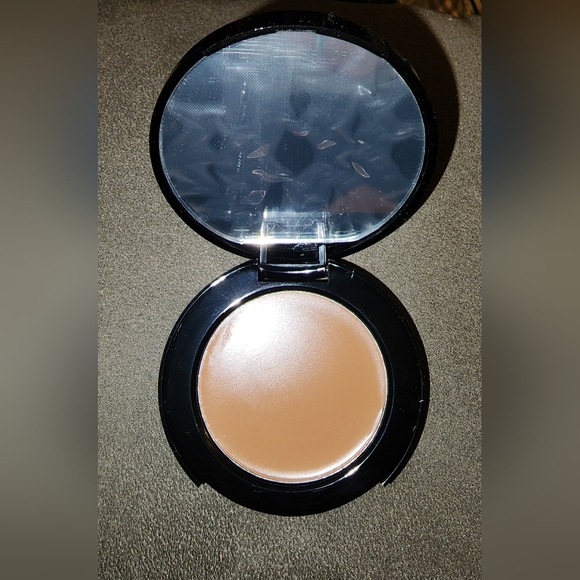 LES Lower East Side Cream Bronzer - Skyscraper, 0.14 oz. - Picture 2 of 3